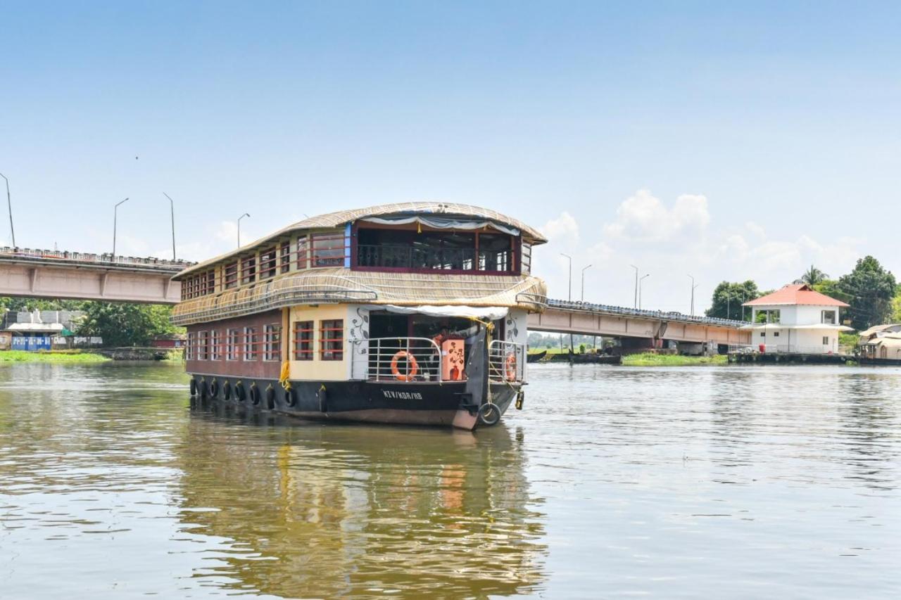 Hotel Beach Paradise Day Cruise Houseboat - Vaccinated Staff Alappuzha Esterno foto