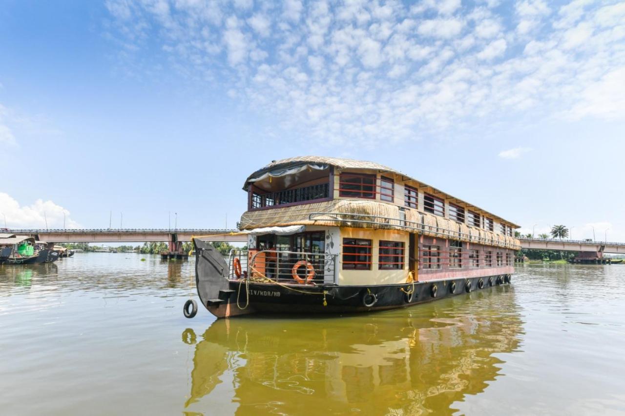 Hotel Beach Paradise Day Cruise Houseboat - Vaccinated Staff Alappuzha Esterno foto