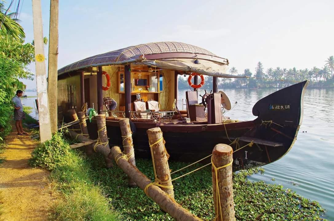 Hotel Beach Paradise Day Cruise Houseboat - Vaccinated Staff Alappuzha Esterno foto