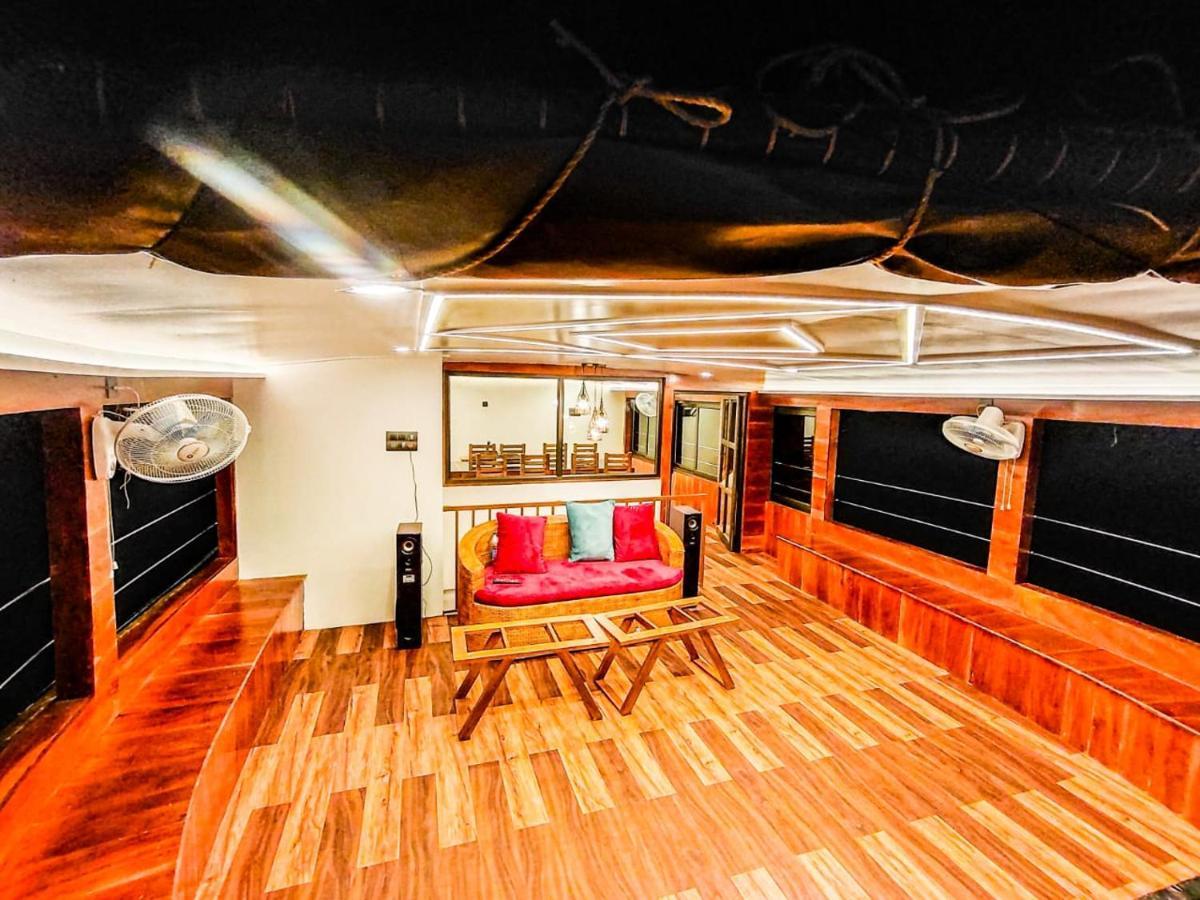 Beach Paradise Day Cruise Houseboat Alappuzha Esterno foto