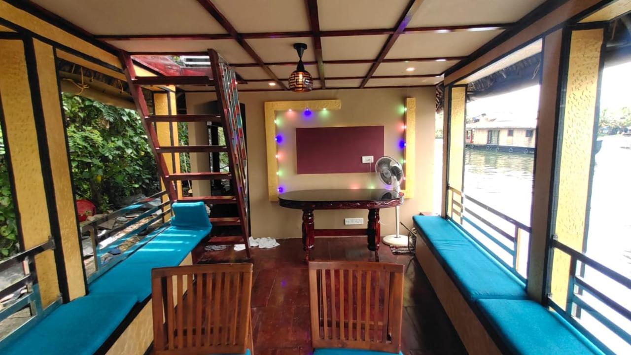 Hotel Beach Paradise Day Cruise Houseboat - Vaccinated Staff Alappuzha Esterno foto