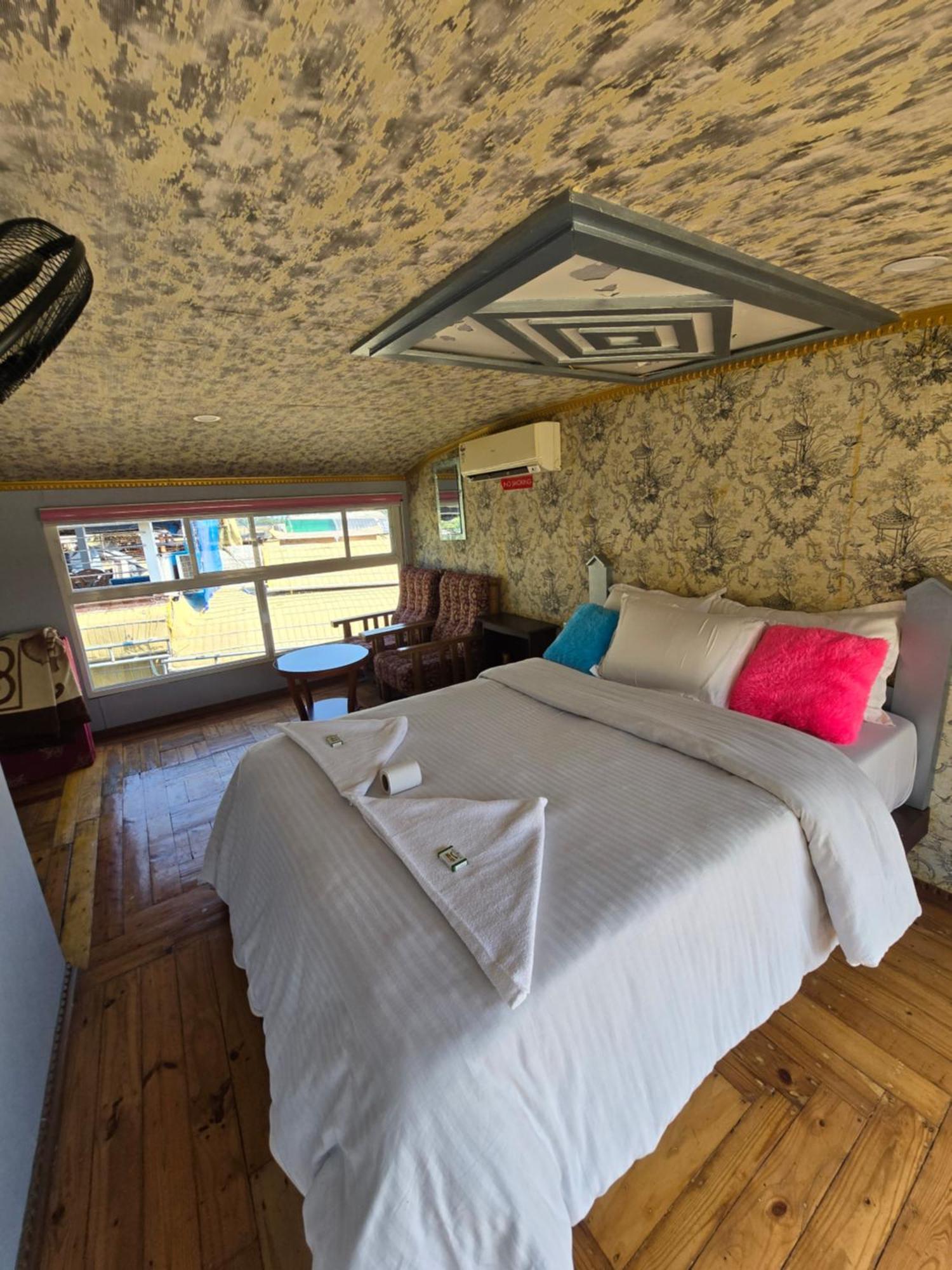 Beach Paradise Day Cruise Houseboat Alappuzha Esterno foto